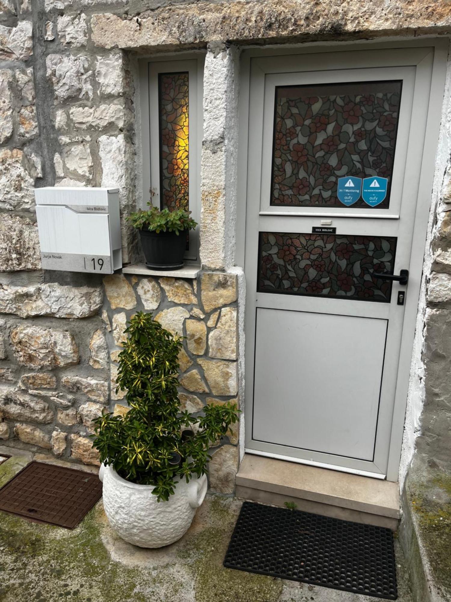Ivica Apartment Hvar Town